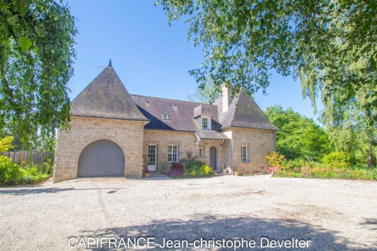 Photos 1 - Prestige - GORRON (53) Propriete à vendre propriété 5 chambres sur terrain de 3170 m2