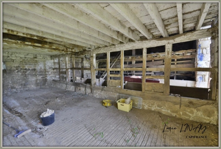 Photos 4 - Rurale - Rare à la vente – Authentique loge en pierre à réhabiliter