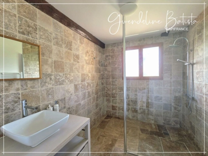 Photos 13 - Touristique - Superbe propriété composée d'une Maison Principale et de 3 Gîtes - Terrain 1,9 Ha avec Piscine