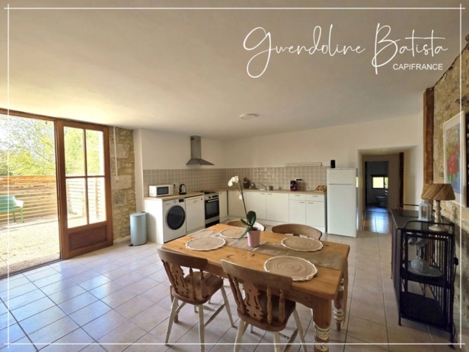 Photos 17 - Touristique - Superbe propriété composée d'une Maison Principale et de 3 Gîtes - Terrain 1,9 Ha avec Piscine