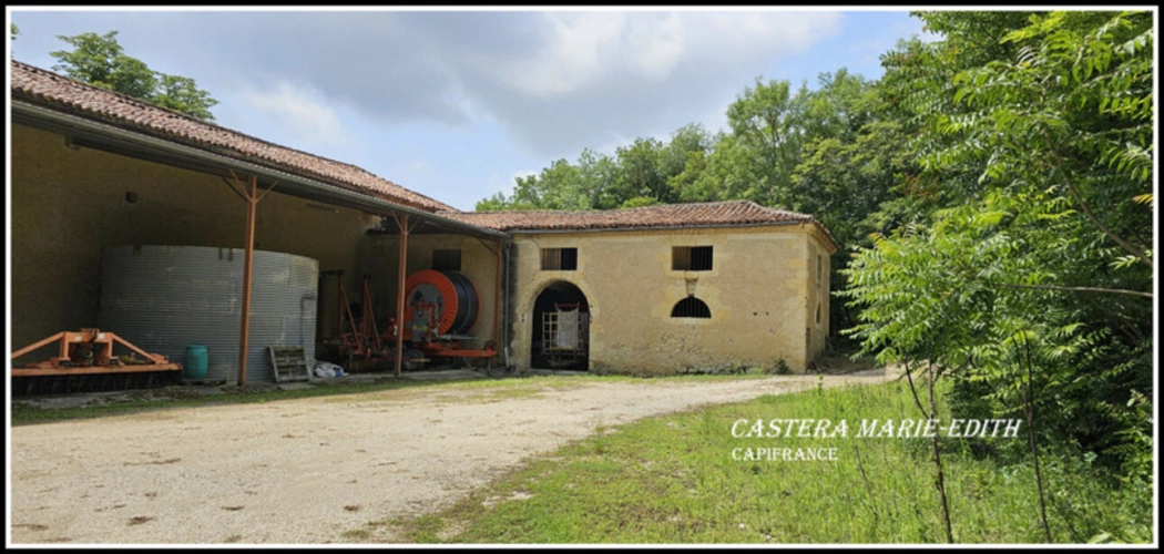 Photos 7 - Rurale - Dpt Gers (32), à vendre proche de AUCH   Bâtiment 860 M² à rénover