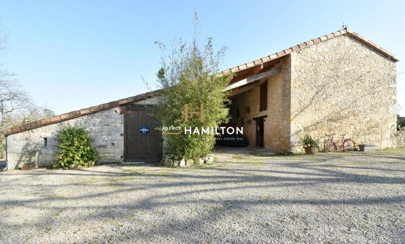 Photos 13 - Rurale - BELLE DEMEURE AVEC GRANGES, PISCINE GARAGE ET PRAIRIES CLOTUREES
