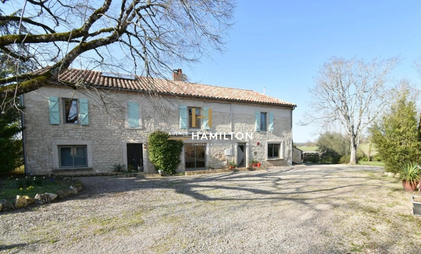 Photos 18 - Rurale - BELLE DEMEURE AVEC GRANGES, PISCINE GARAGE ET PRAIRIES CLOTUREES