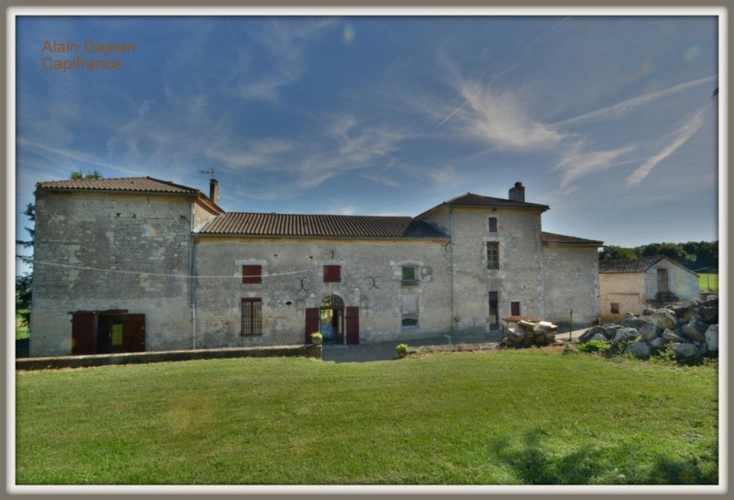 Photos 23 - Prestige - Dpt Lot et Garonne (47), à vendre proche d' AGEN Propriété P8 de 385 m² plus dépendances de 400 M2- Terrain d'une Hectare