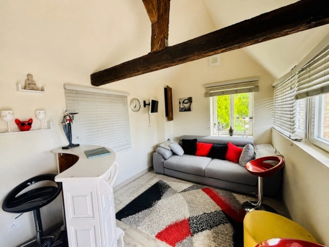 Photos 18 - Touristique - À VENDRE MAYENNE – Manoir d’exception du XIIIe siècle sur 3 hectares – Gîte ou demeure familiale de charme