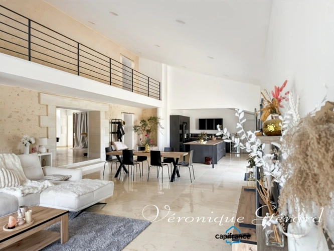 Photos 3 - Prestige - Propriété Equestre avec maison en Pierre de 250 M² avec carrière de 60X40