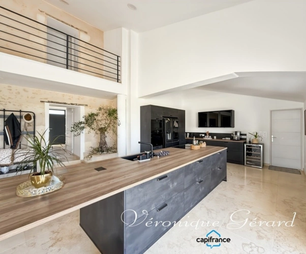 Photos 4 - Prestige - Propriété Equestre avec maison en Pierre de 250 M² avec carrière de 60X40