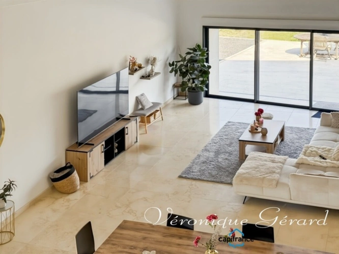 Photos 10 - Prestige - Propriété Equestre avec maison en Pierre de 250 M² avec carrière de 60X40