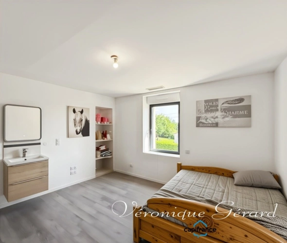 Photos 15 - Prestige - Propriété Equestre avec maison en Pierre de 250 M² avec carrière de 60X40