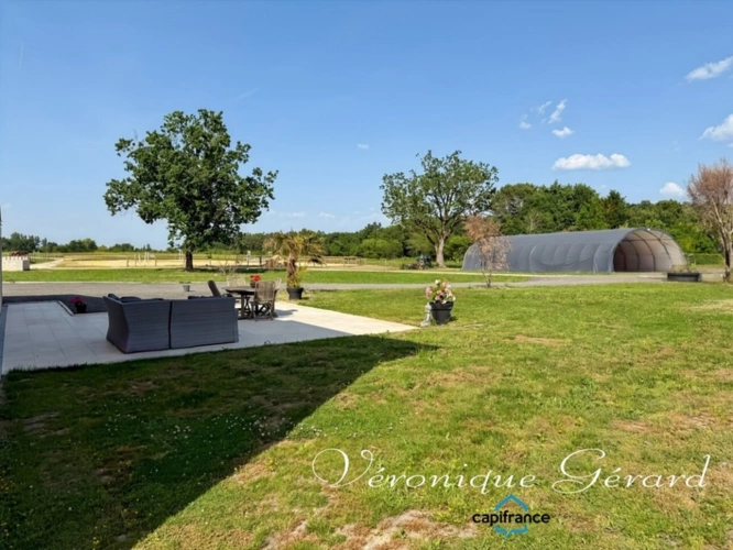 Photos 17 - Prestige - Propriété Equestre avec maison en Pierre de 250 M² avec carrière de 60X40