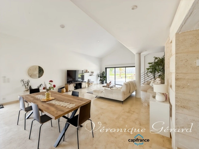Photos 23 - Prestige - Propriété Equestre avec maison en Pierre de 250 M² avec carrière de 60X40