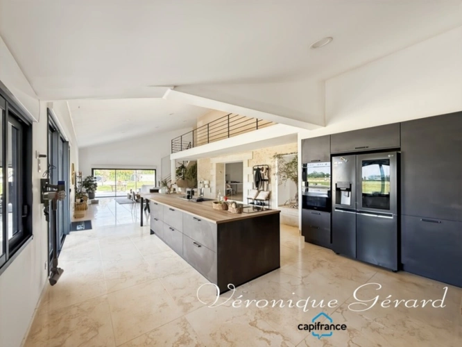 Photos 28 - Prestige - Propriété Equestre avec maison en Pierre de 250 M² avec carrière de 60X40