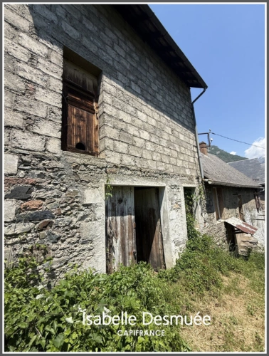 Photos 2 - Rurale - Grange en pierre à réhabiliter – 100 m² de potentiel – Projet de transformation existant