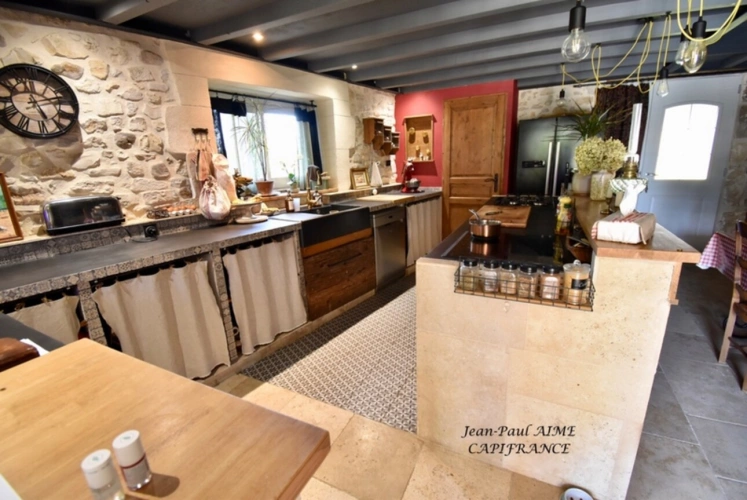 Photos 6 - Prestige - GARD - PROPRIÉTÉ DE CARACTÈRE – DEUX MAISONS EN PIERRE – VILLAGE CLASSÉ – RIVIERES (30)