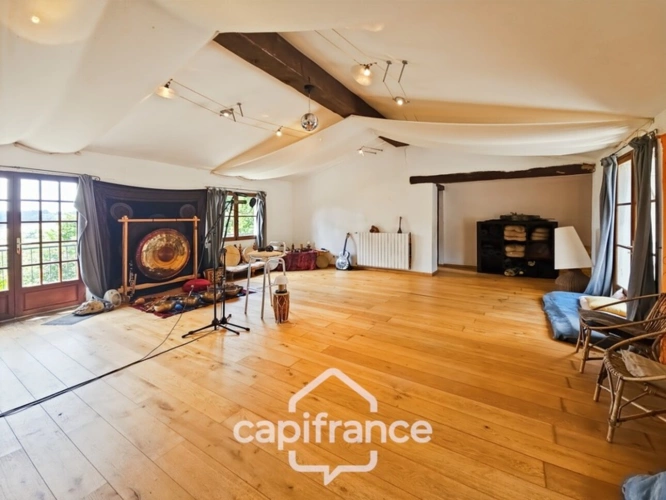 Photos 23 - Prestige - Domaine d’exception de 1,7 hectare – 470 m² habitables – Jusqu’à 20 couchages – Roulotte aménagée – Piscine – Parc arboré aux arbres centenaires