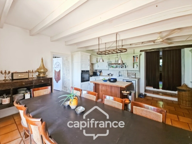 Photos 38 - Prestige - Domaine d’exception de 1,7 hectare – 470 m² habitables – Jusqu’à 20 couchages – Roulotte aménagée – Piscine – Parc arboré aux arbres centenaires