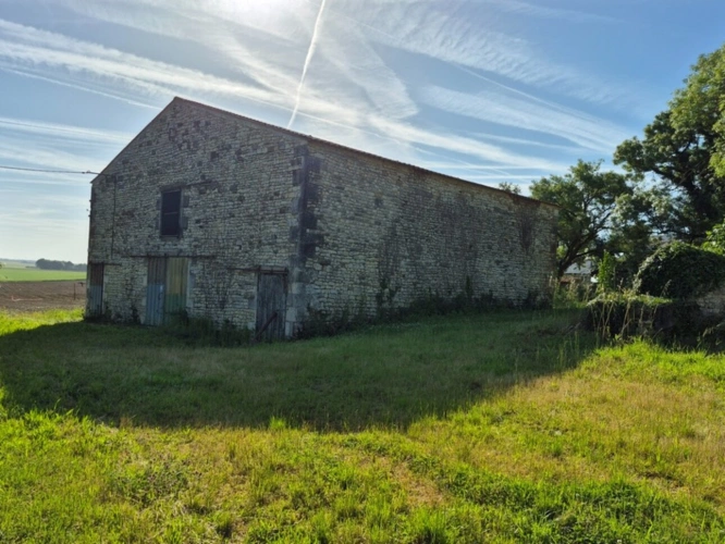 Photos 5 - Rurale - Grange agricole 170 m² avec terrain – Saint-Coutant-le-Grand 17430