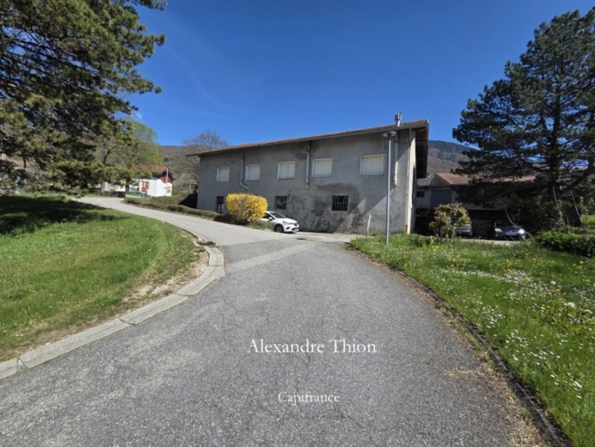 Photos 4 - Prestige - Propriété à vendre  CONFORT (01)