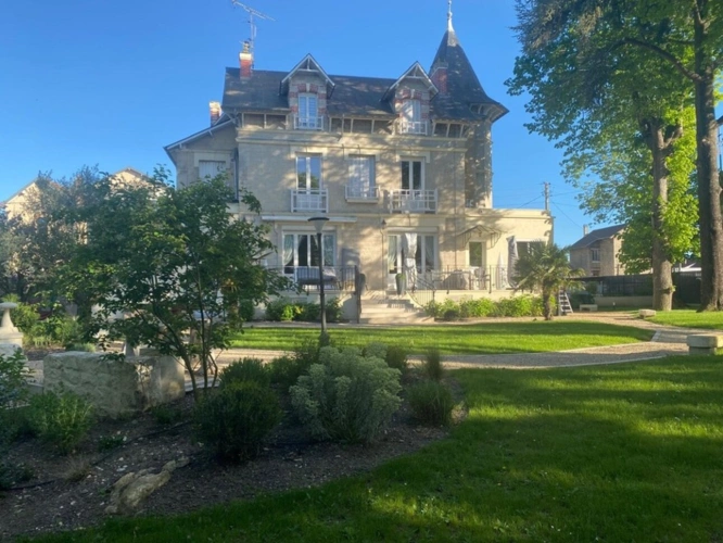 Photos 1 - Prestige - Propriété de Prestige en Pierre | 8 pièces | Parc paysagé | T2 indépendant (Beaumont sur Oise / L'Isle-Adam)