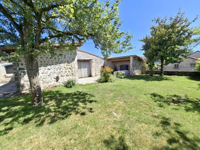 Photos 12 - Rurale - Propriété de caractère avec dépendances, piscine couverte et