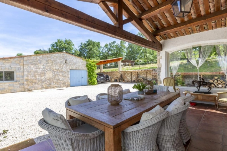 Photos 5 - Équestre - Magnifique propriété en pierre avec vue panoramique et install
