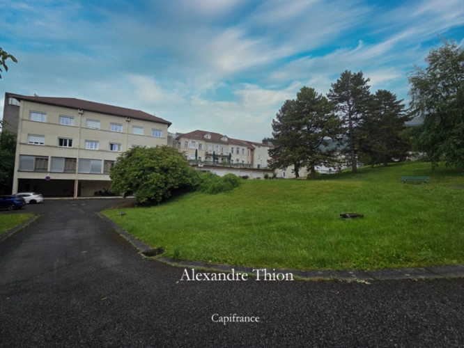 Photos 18 - Prestige - Propriété à vendre  CONFORT (01)