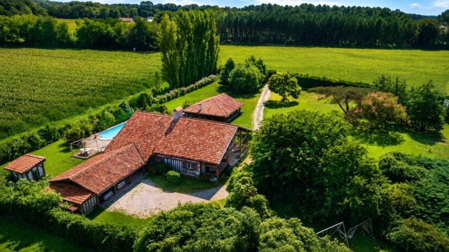 Photos 17 - Prestige - Soustons, authentique maison landaise du XVIIIe, 265 m², dépendances, piscine, parc paysagé 6 800 m², à 2 minutes du centre et du lac