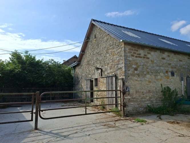 Photos 12 - Rurale - Propriété Corps de Ferme, 3 batisses en pierre, Batiments agricoles, gite & habitation de Qualité, proche LE PERCHE, ALENCON, 2h00 de PARIS, 45 Min LE MANS, 1h CAEN