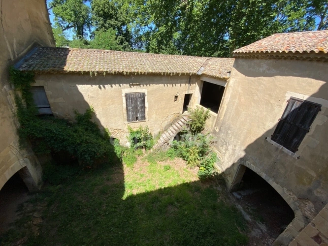 Photos 37 - Prestige - Dpt Gard (30), à vendre dans le Gard, propriété viticole en AOP Côtes du Rhône sur 25 hectares avec Château du XVème siècle