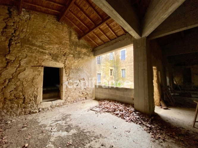 Photos 39 - Prestige - Dpt Gard (30), à vendre dans le Gard, propriété viticole en AOP Côtes du Rhône sur 25 hectares avec Château du XVème siècle