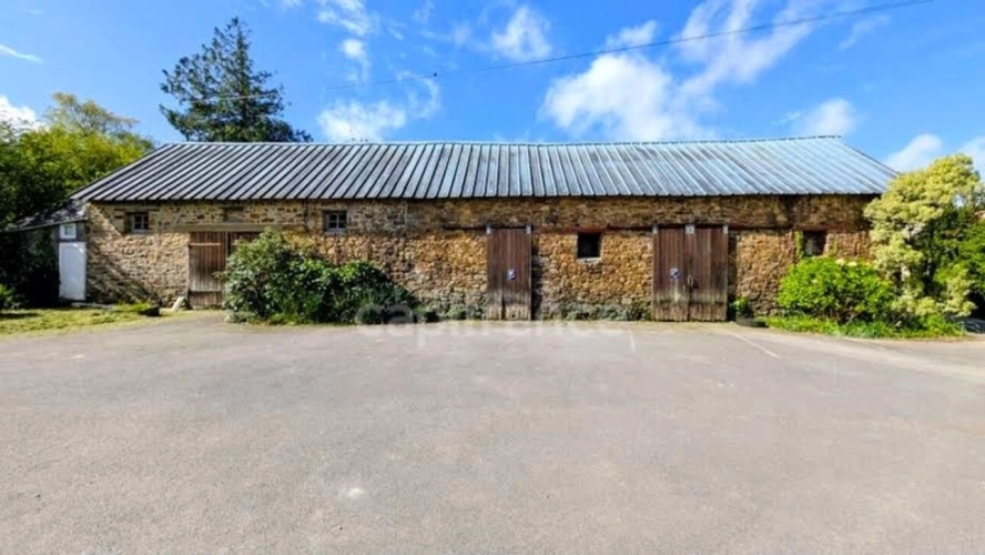 Photos 31 - Touristique - Grands Gîtes avec Maison d'Habitation  - ROSNOEN (29)