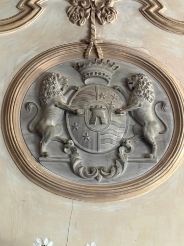 Photos 7 - Prestige - Gers(32), TRES BEAU CHATEAU DE FAMILLE 45HA avec dependances, un peu caché, en position dominante, une belle histoire