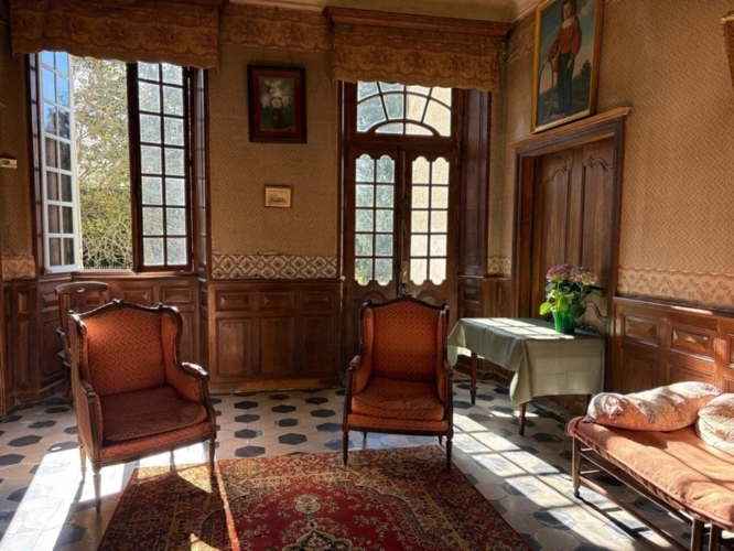 Photos 26 - Prestige - Gers(32), TRES BEAU CHATEAU DE FAMILLE 45HA avec dependances, un peu caché, en position dominante, une belle histoire