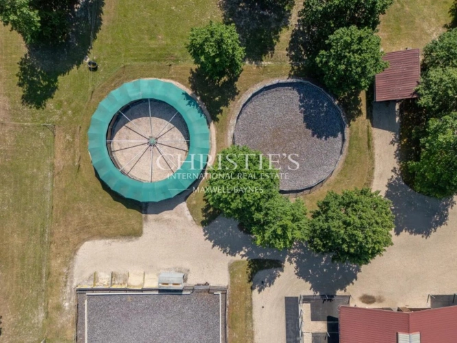 Photos 5 - Prestige - Magnifique château avec installations équestres de très haut niveau