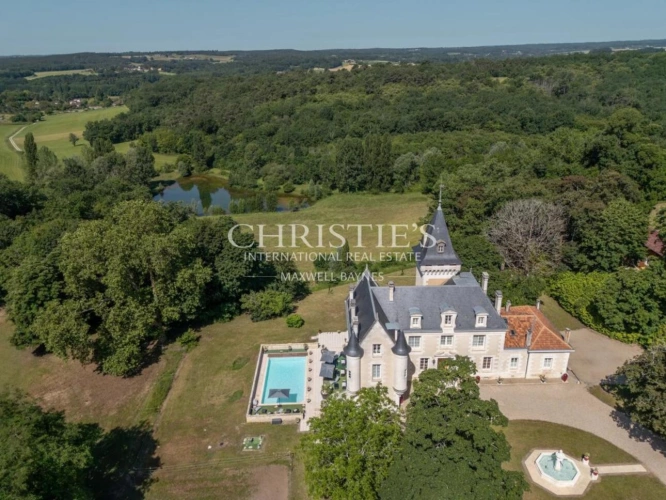 Photos 13 - Prestige - Magnifique château avec installations équestres de très haut niveau