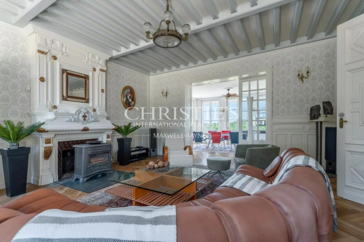 Photos 62 - Prestige - Magnifique château avec installations équestres de très haut niveau