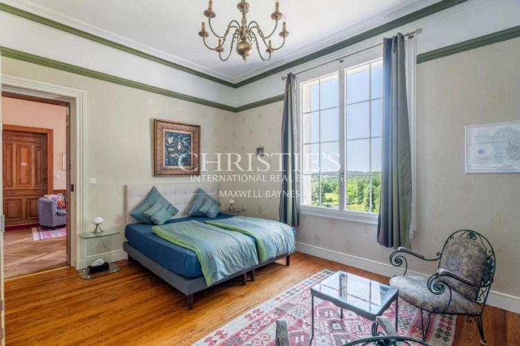 Photos 72 - Prestige - Magnifique château avec installations équestres de très haut niveau