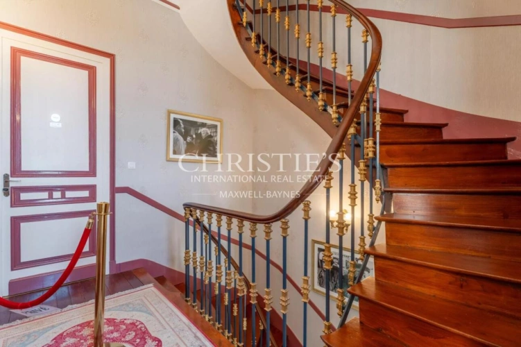 Photos 92 - Prestige - Magnifique château avec installations équestres de très haut niveau