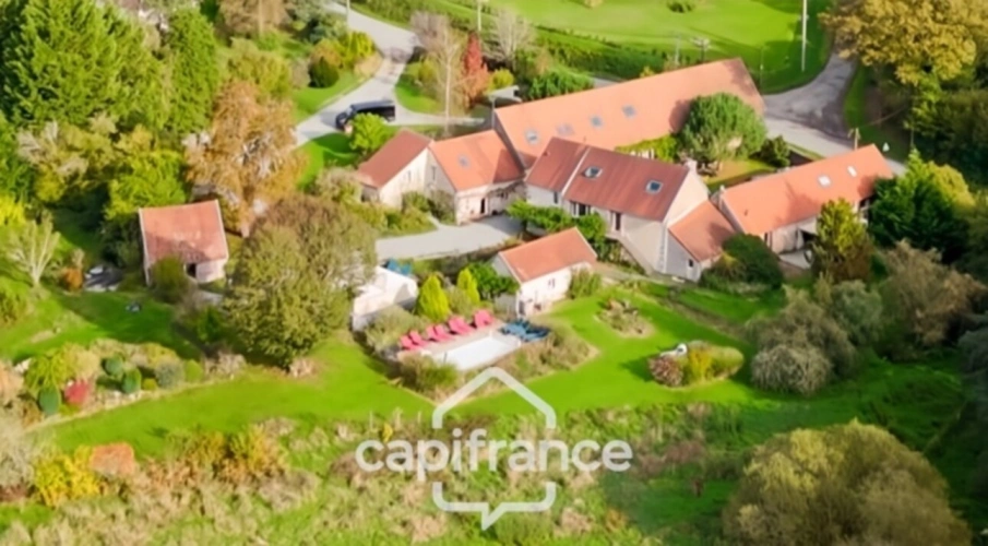 Photos 2 - Touristique - Dpt Creuse (23), à vendre Saint Vaury propriété de 35 pièces  - Piscine - Terrain 1,10 ha