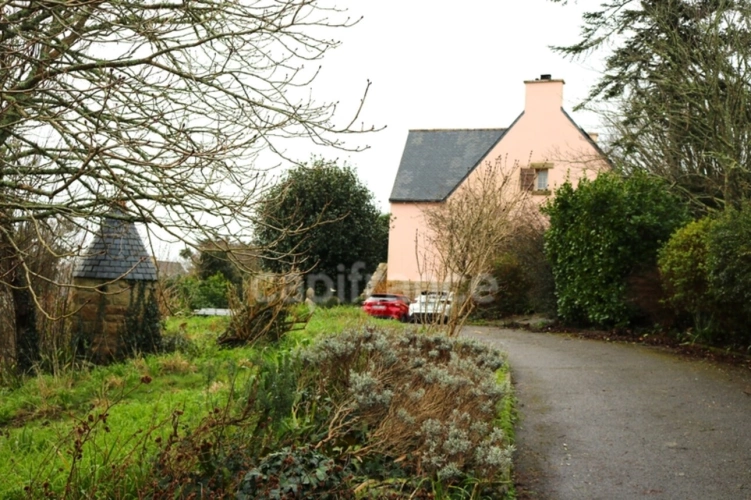 Photos 1 - Touristique - EXCLUSIVITE Propriete bord de mer, à vendre 10 pièces CAMARET SUR MER (29) Actuellement chambres d'hotes, 320 m2