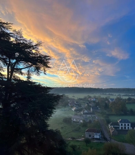 Photos 5 - Prestige - Majestueux château de style Renaissance perché sur un rocher en Suisse Normande