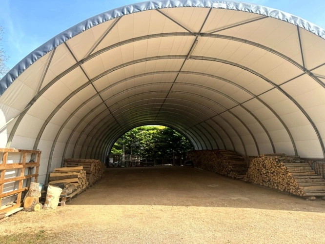 Photos 7 - Rurale - ENSEMBLE DE GRANGES ET TERRES – PLUS DE 7 HECTARES – ENTRE POUILLY-EN-AUXOIS ET SAULIEU