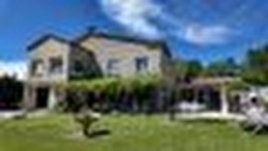 Photos 1 - Rurale - Maison familiale  dans un charmante village  Provençale
