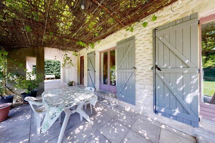 Photos 2 - Rurale - Maison familiale  dans un charmante village  Provençale