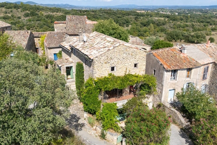 Photos 16 - Rurale - Mas en Pierre avec Appartement,  Terrasses & Vue Dégagée