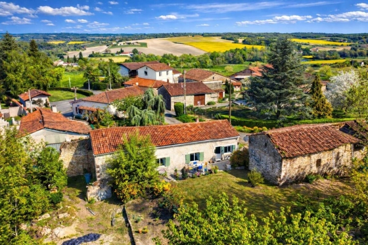 Photos 2 - Rurale - Maison 3 chambres, jardin et dépendances