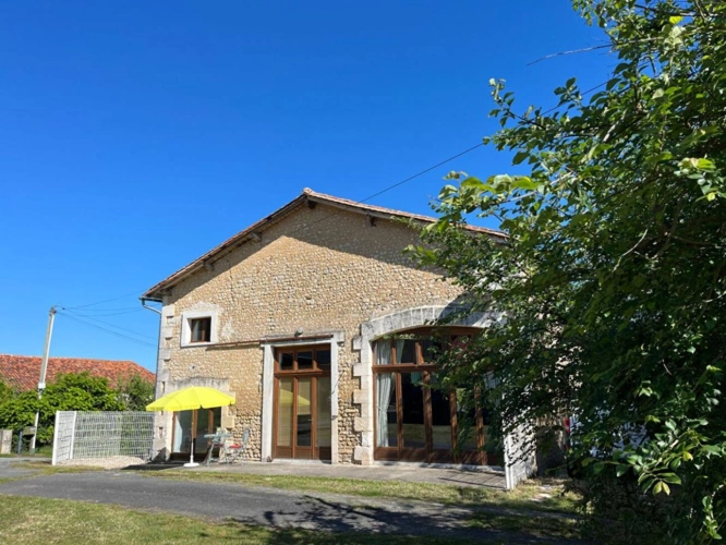 Photos 18 - Rurale - Magnifique grange rénovée de 230 m² avec 3 chambres et 3 salles d'eau