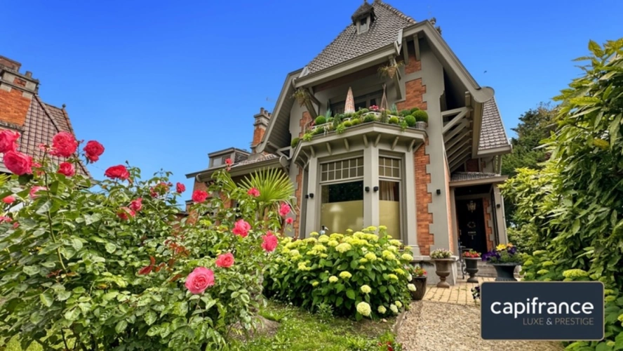 Photos 1 - Prestige - Une demeure de caractère au cœur du Jardin de la Rhonelle — 282 m² d'histoire préservée