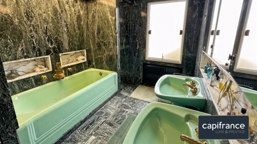 Photos 17 - Prestige - Une demeure de caractère au cœur du Jardin de la Rhonelle — 282 m² d'histoire préservée