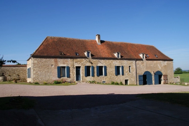 Photos 3 - Rurale - Demeure historique PRECY-SOUS-THIL composée de 15 pièces (390 m²) et 950 m² de dépendances